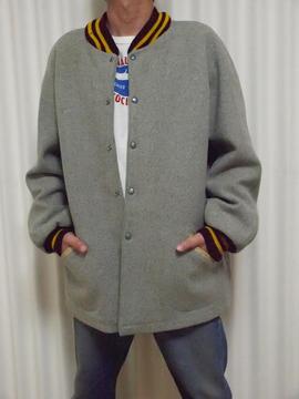 PC273380_small.jpg
